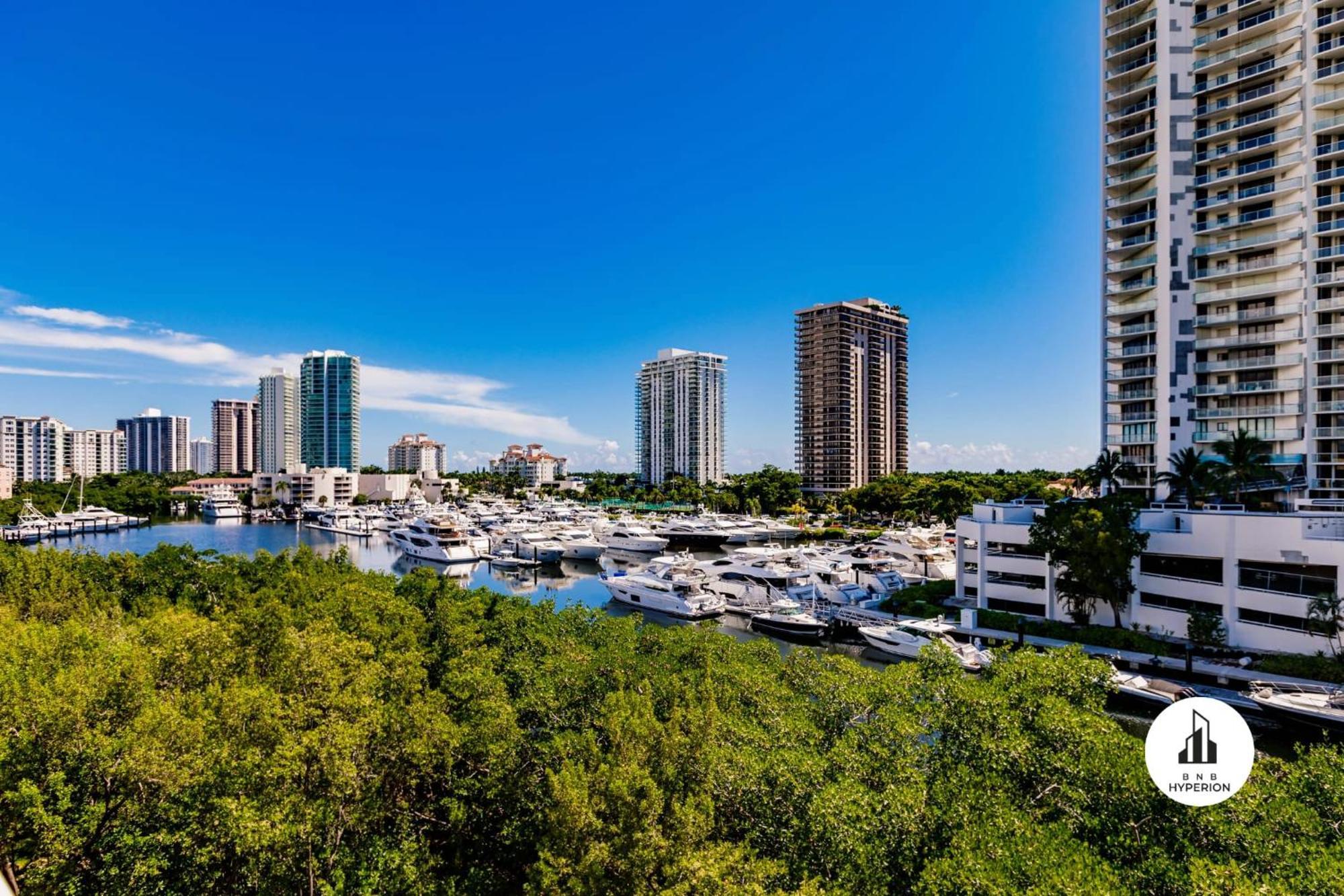 Uhost Ai - 3B Gem W Golf & Intracoastal Views Miami Exterior photo
